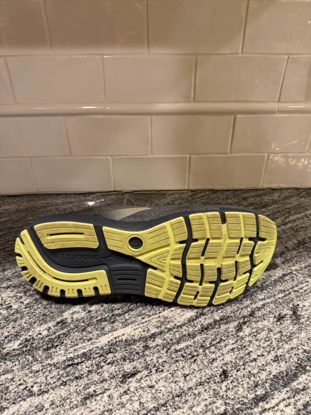 Men’s Brooks Ghost 16 Size 12.5 Wide/2E - Picture 7 of 10